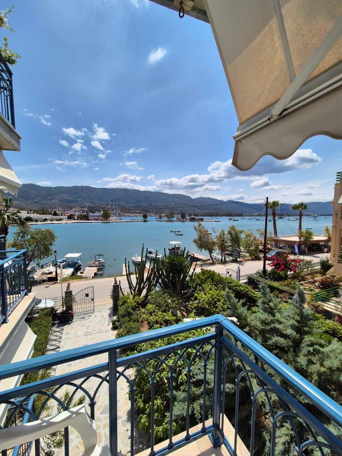 Drossinos Studios Poros Town Esterno foto